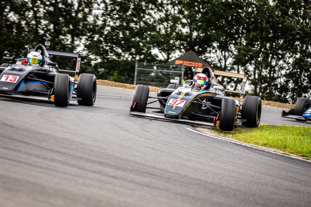 STEP Motorsport er klar til Ring Djursland.
(Foto: Grippo)